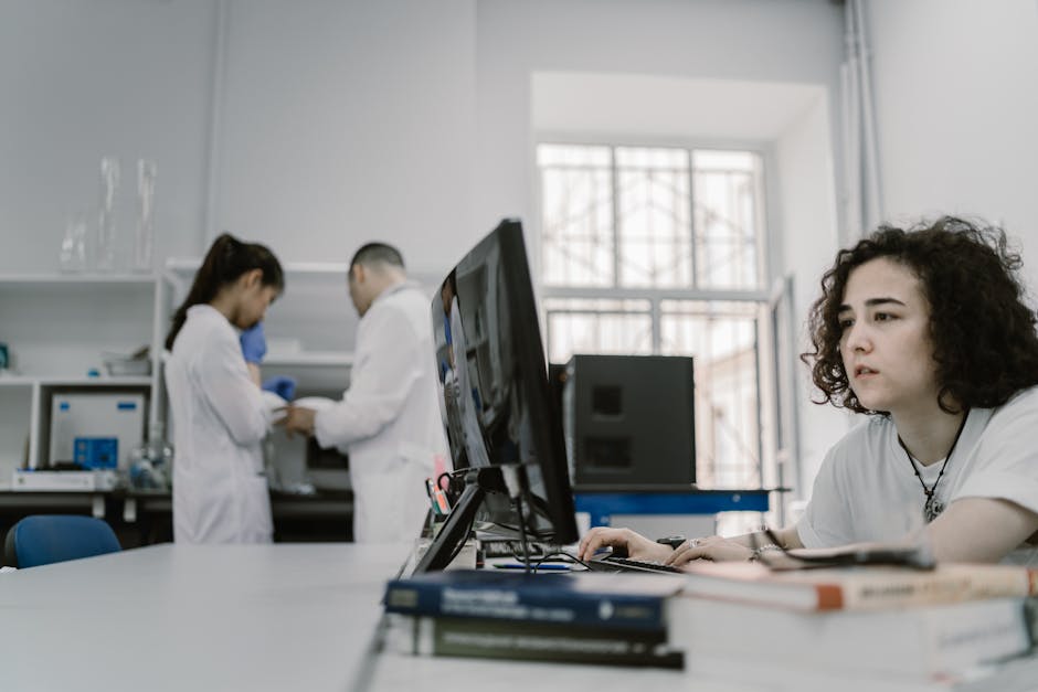 Field-Specific Degree Deep Dive: computer, business, and health sciences visuals on a desk for student expectations